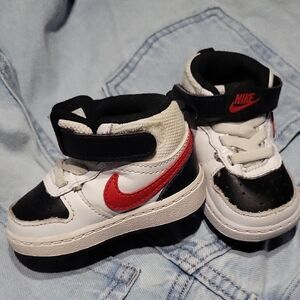 Baby Nike Court Borough Mid 2